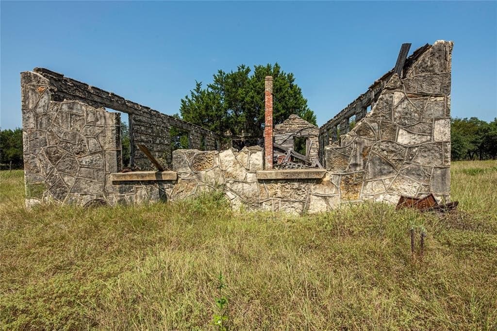 314 acres in Erath County - photo 30