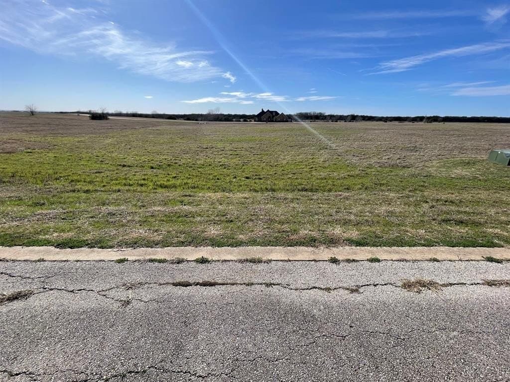 0.35 acres in Johnson County - photo 6