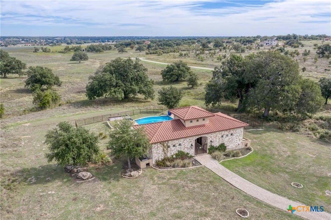 1.2 acres in Williamson County - photo 8