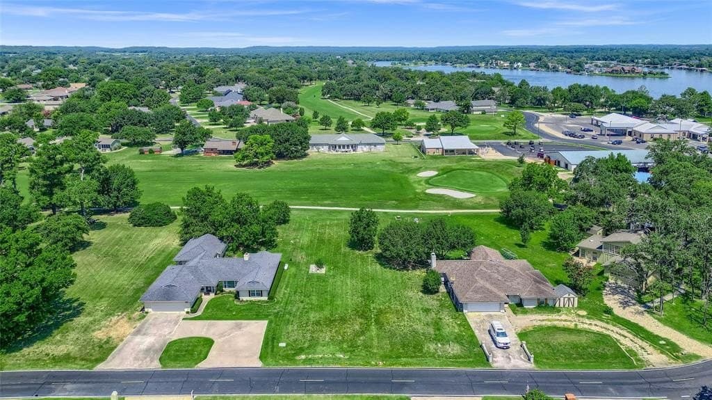 0.35 acres in Cooke County - photo 4
