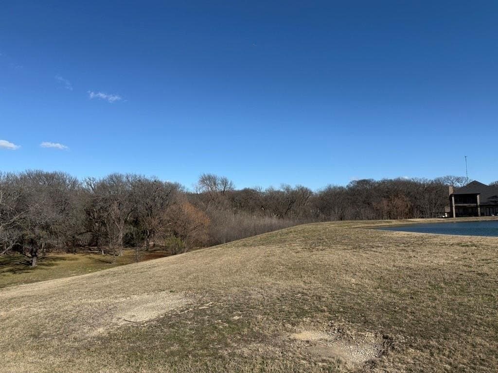 1.6 acres in Ellis County - photo 8