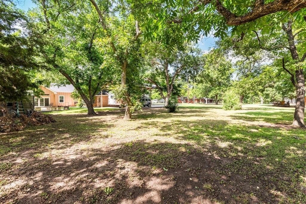 0.25 acres in McLennan County - photo 2