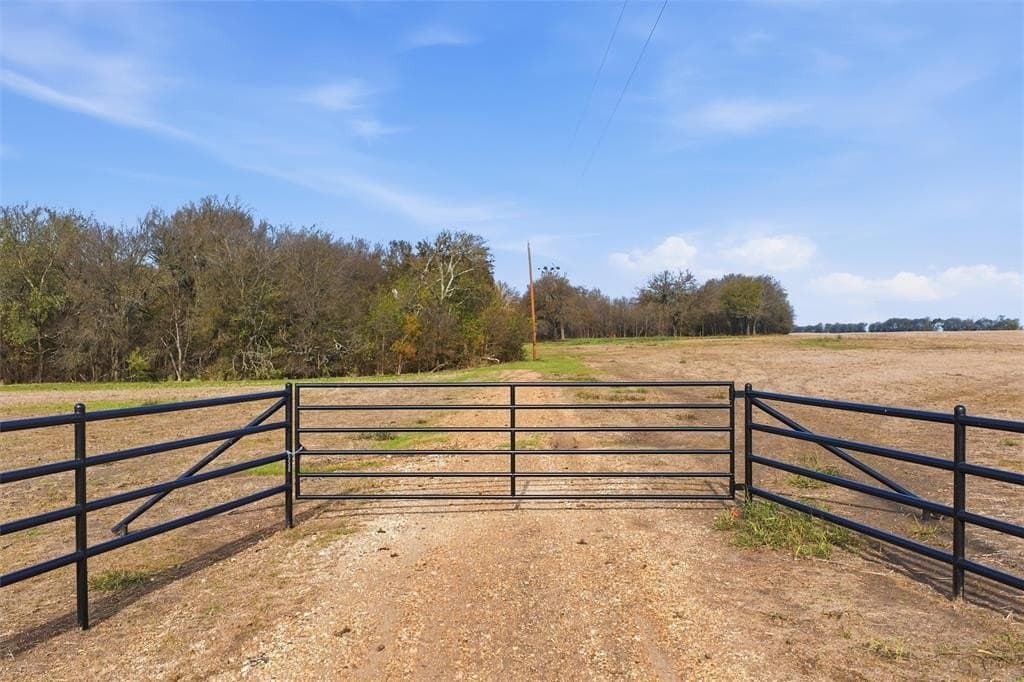 Tract 1,Tbd FM 2114