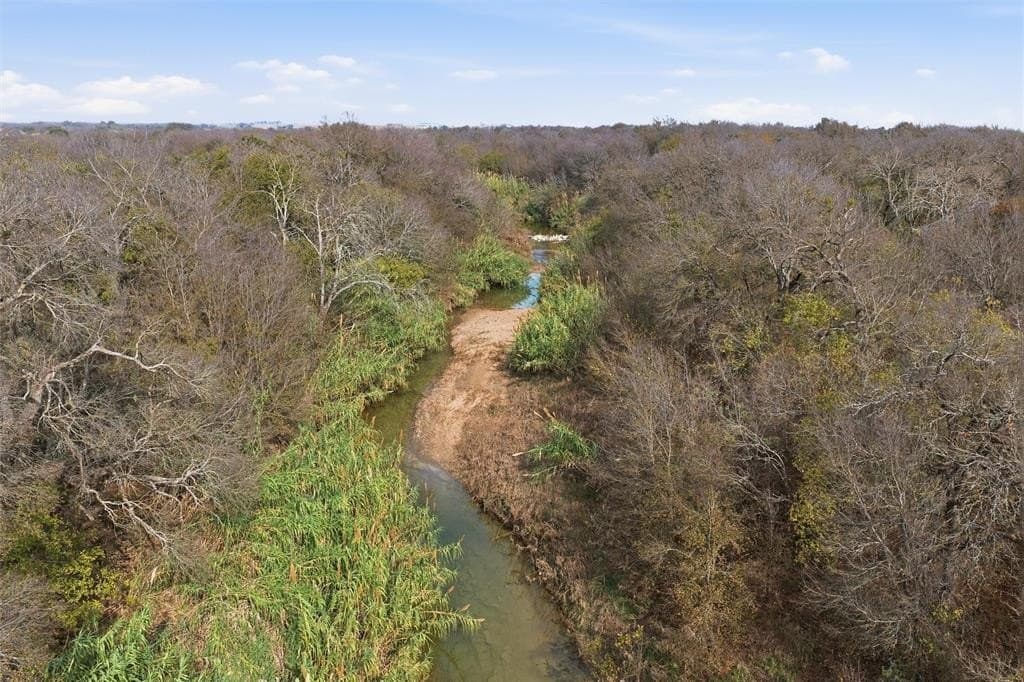 16.9 acres in Hill County - photo 5