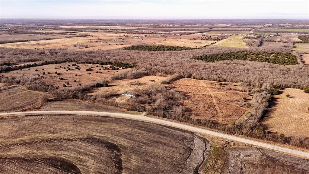 121.21 acres in Hunt County - photo 34