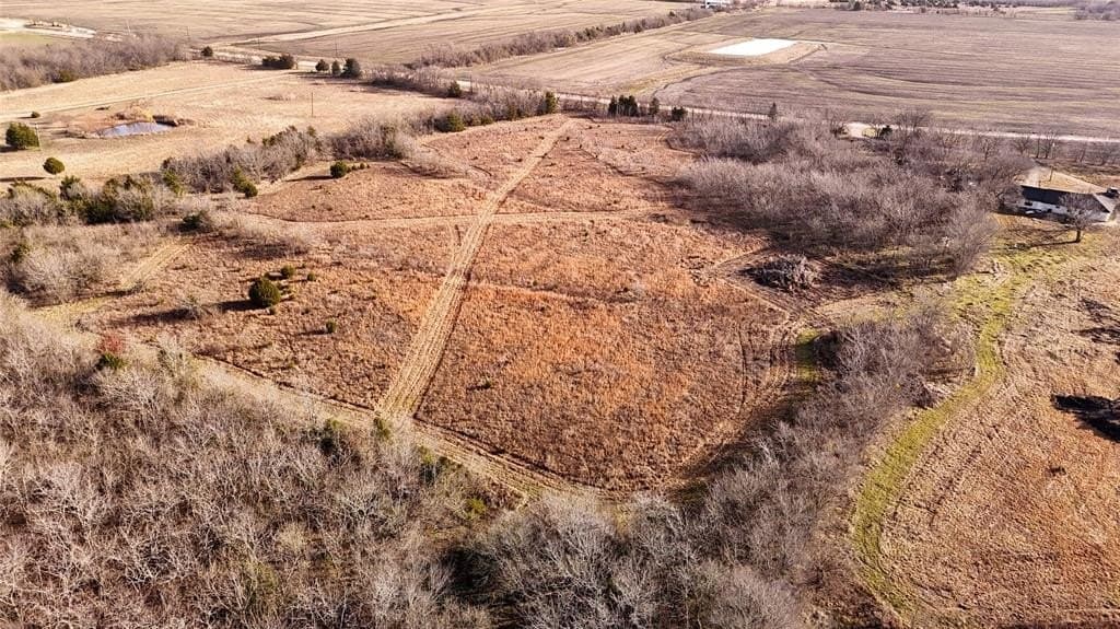 121.21 acres in Hunt County - photo 26