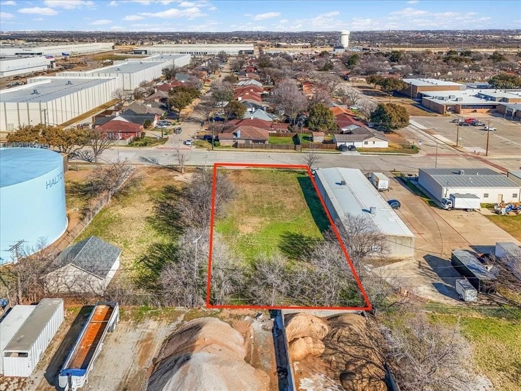 0.33 acres in Tarrant County - photo 10