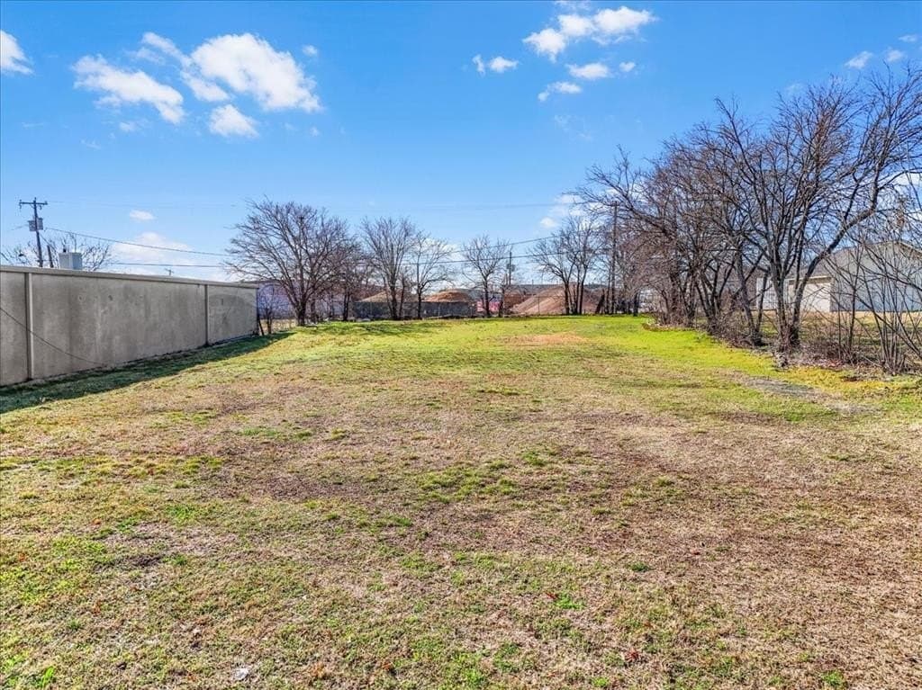 0.33 acres in Tarrant County - photo 8