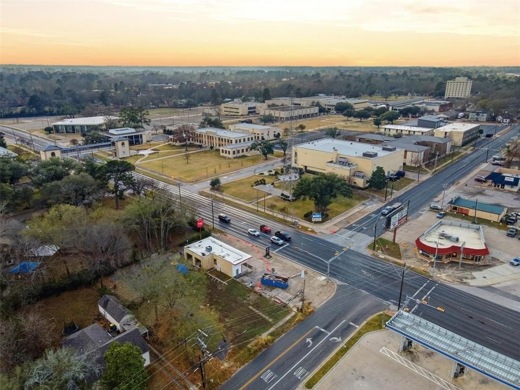 0.47 acres in Gregg County - photo 8