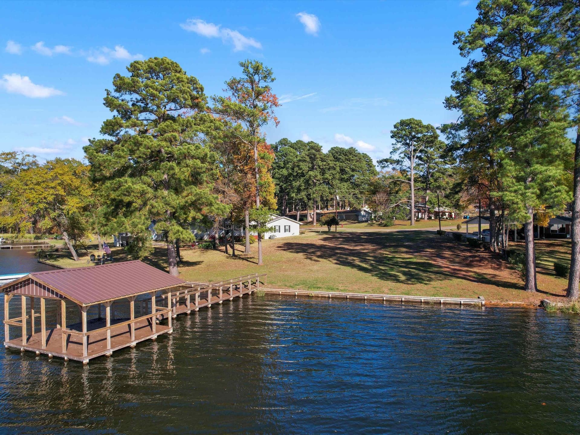 4139 & 4141 LAKESHORE DR