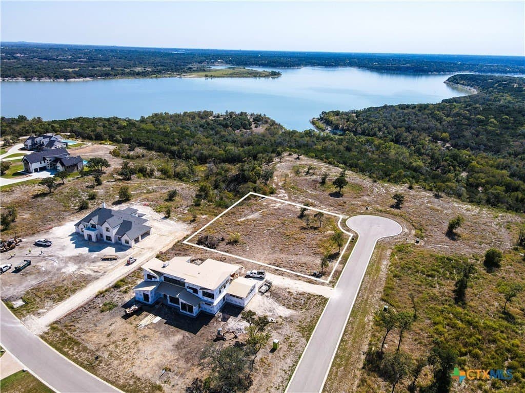 0.86 acres in Bell County - photo 3