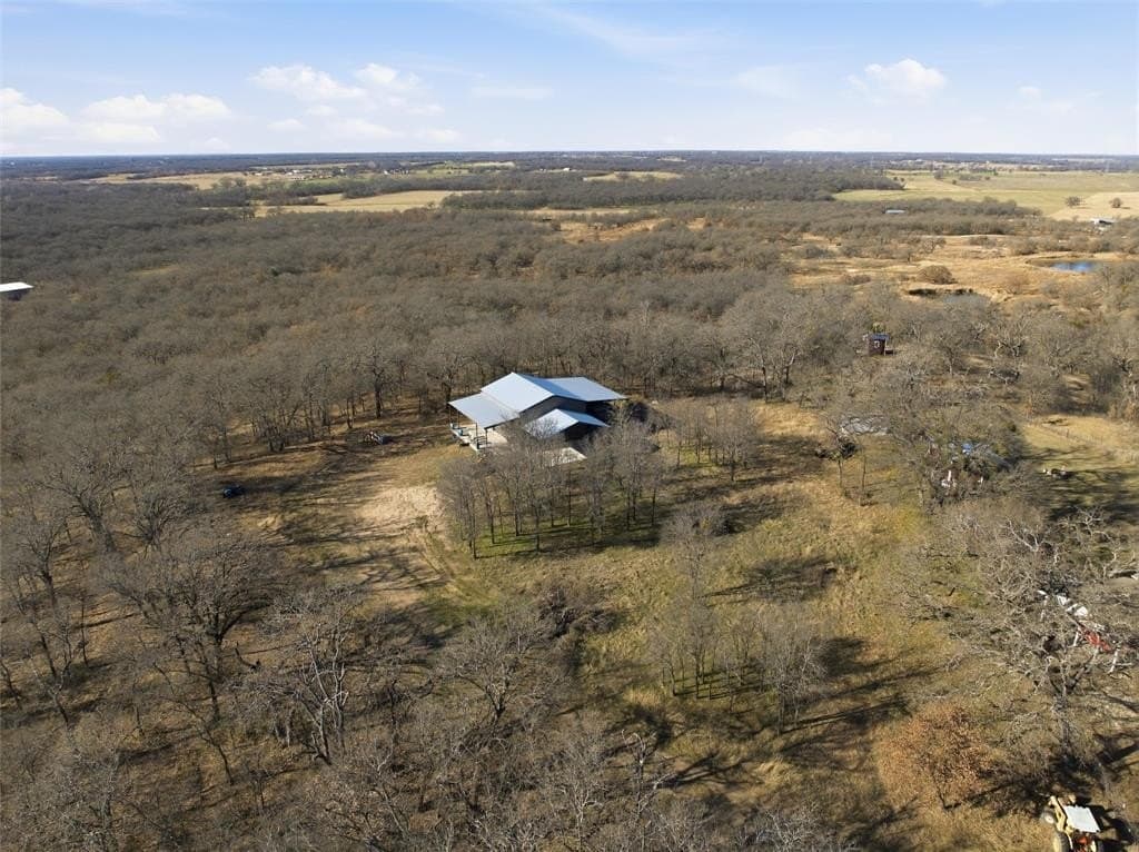 10 acres in McLennan County - photo 7