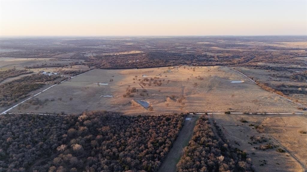 196.32 acres in Montague County - photo 12