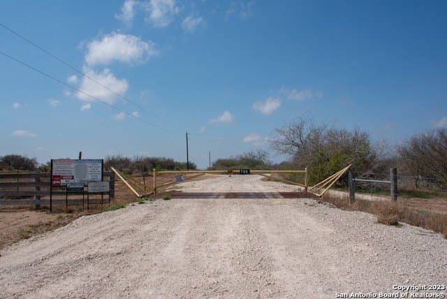 86.71 acres in Karnes County - photo 3