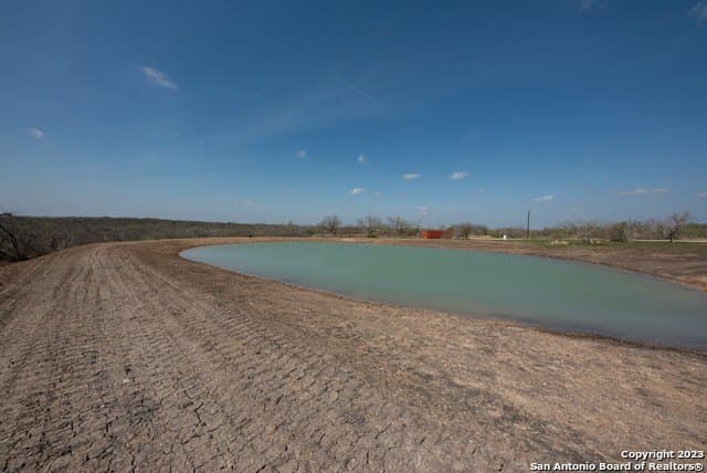 86.71 acres in Karnes County - photo 2