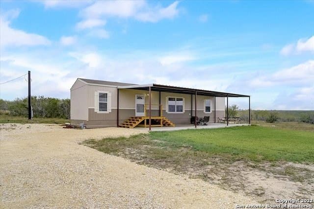 86.71 acres in Karnes County - photo 52