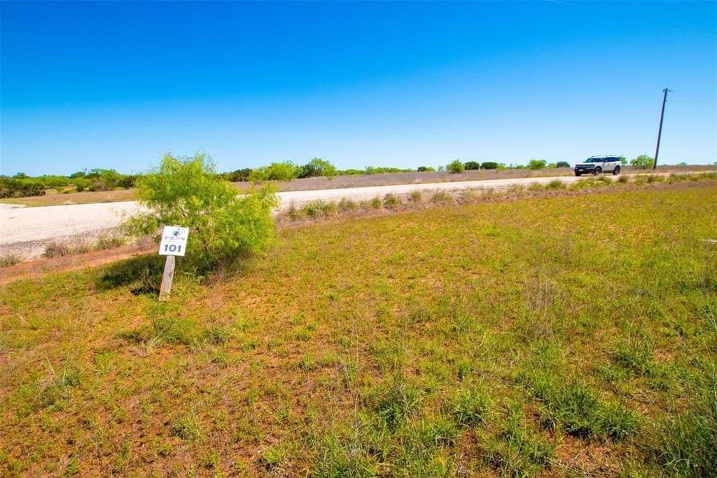 5 acres in Palo Pinto County - photo 6