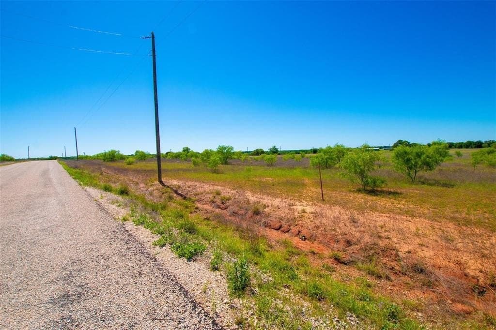 5 acres in Palo Pinto County - photo 7