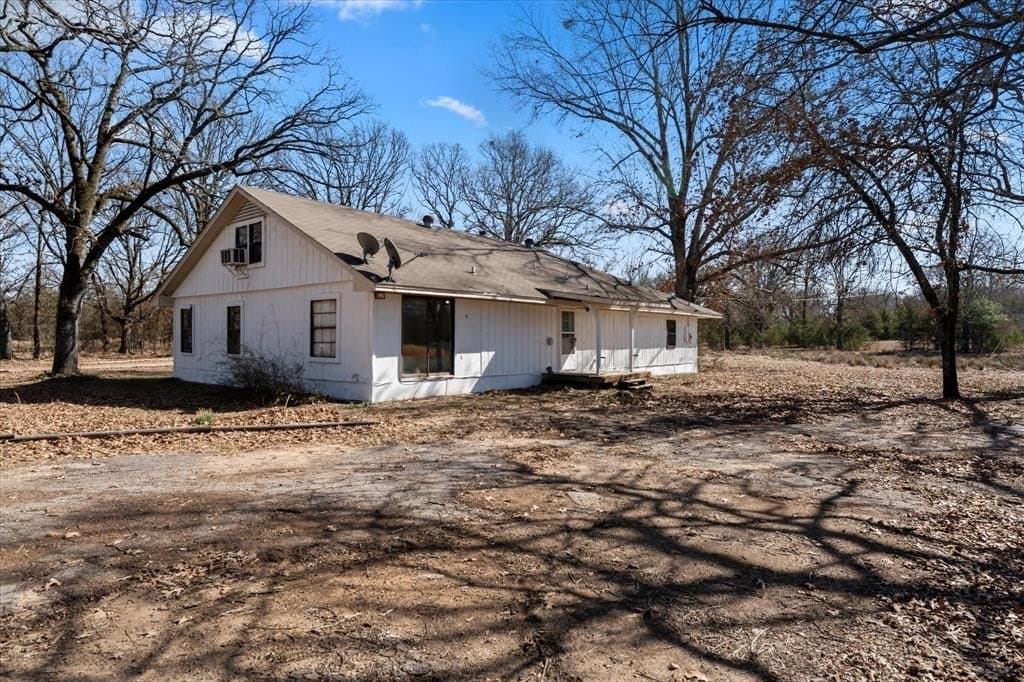 14.13 acres in Titus County - photo 9