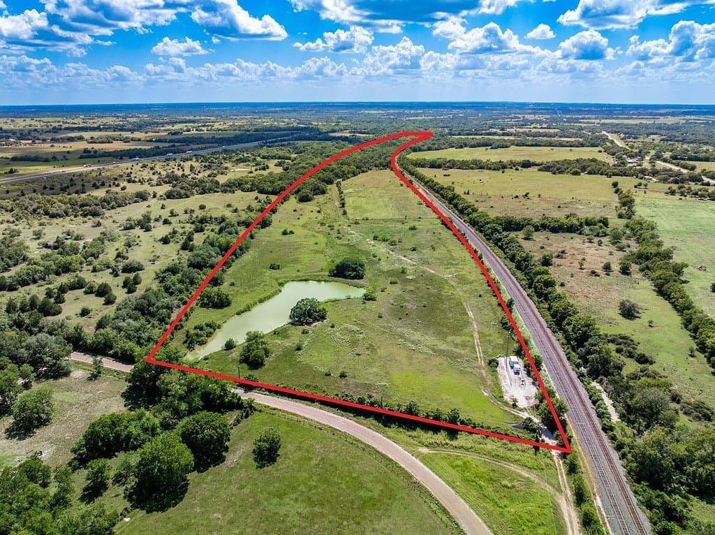 52.16 acres in Colorado County - photo 2