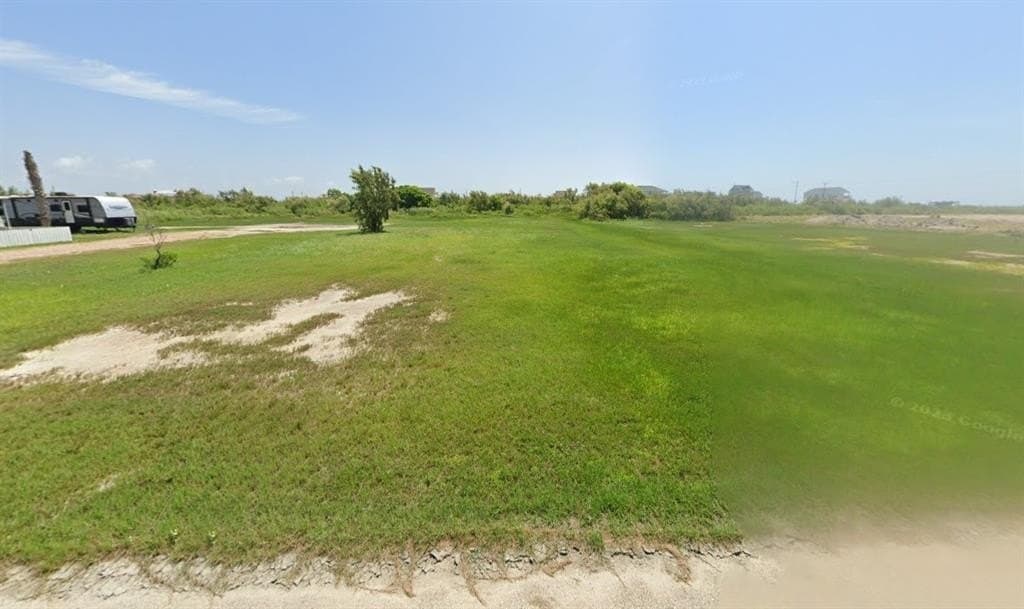 0.09 acres in Galveston County - photo 2