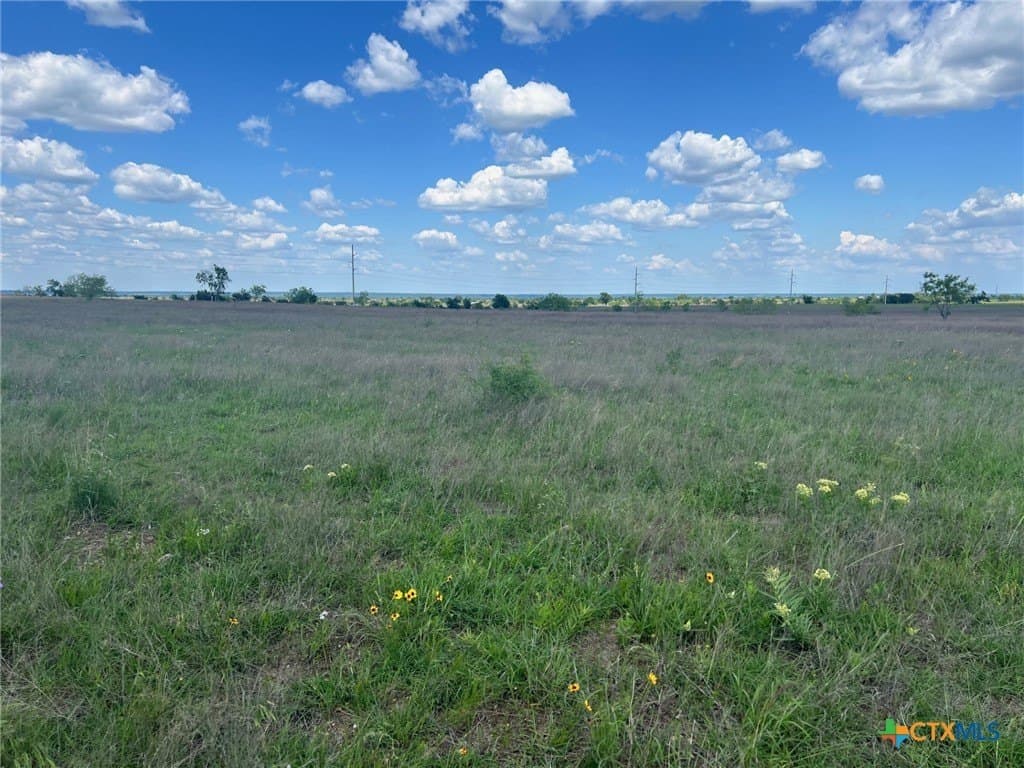 10.01 acres in Hamilton County - photo 3