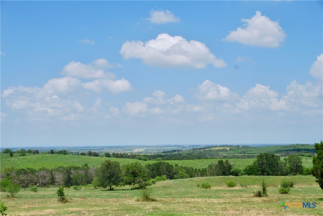 32.16 acres in Guadalupe County - photo 2