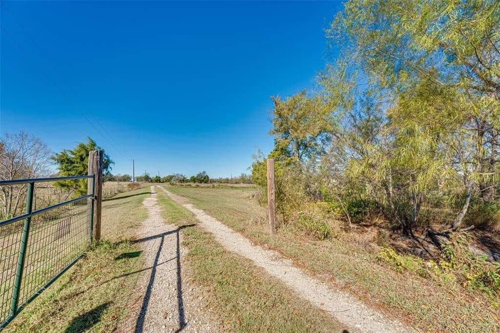 16.77 acres in Hopkins County - photo 6