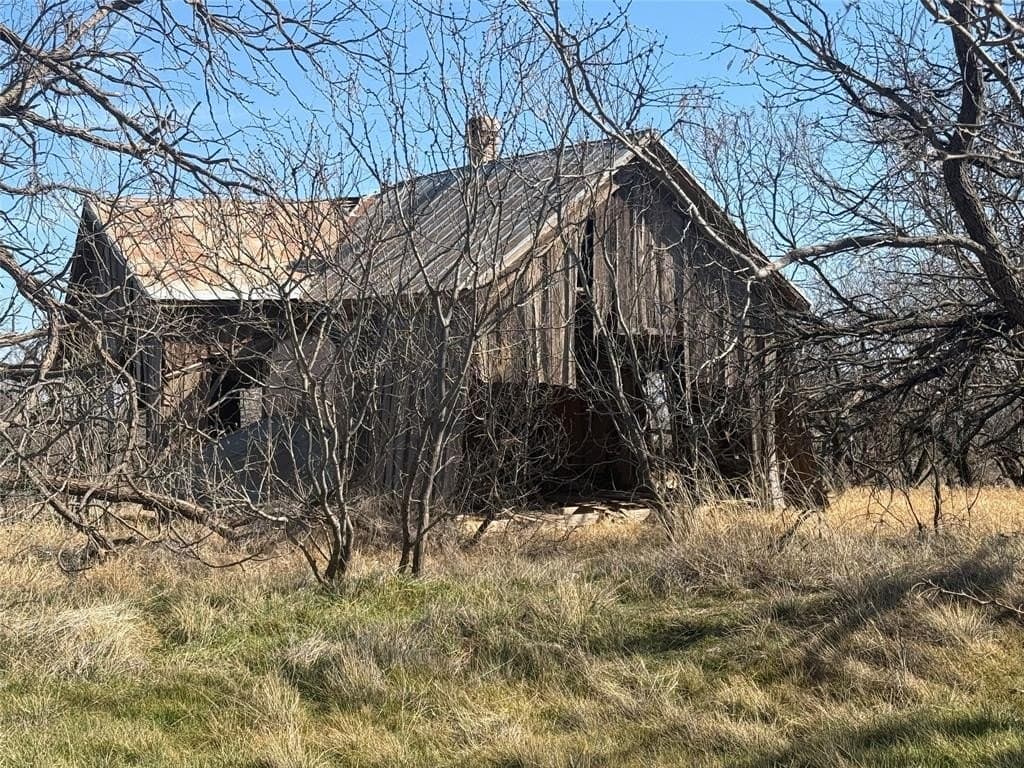 158.66 acres in Jones County - photo 8