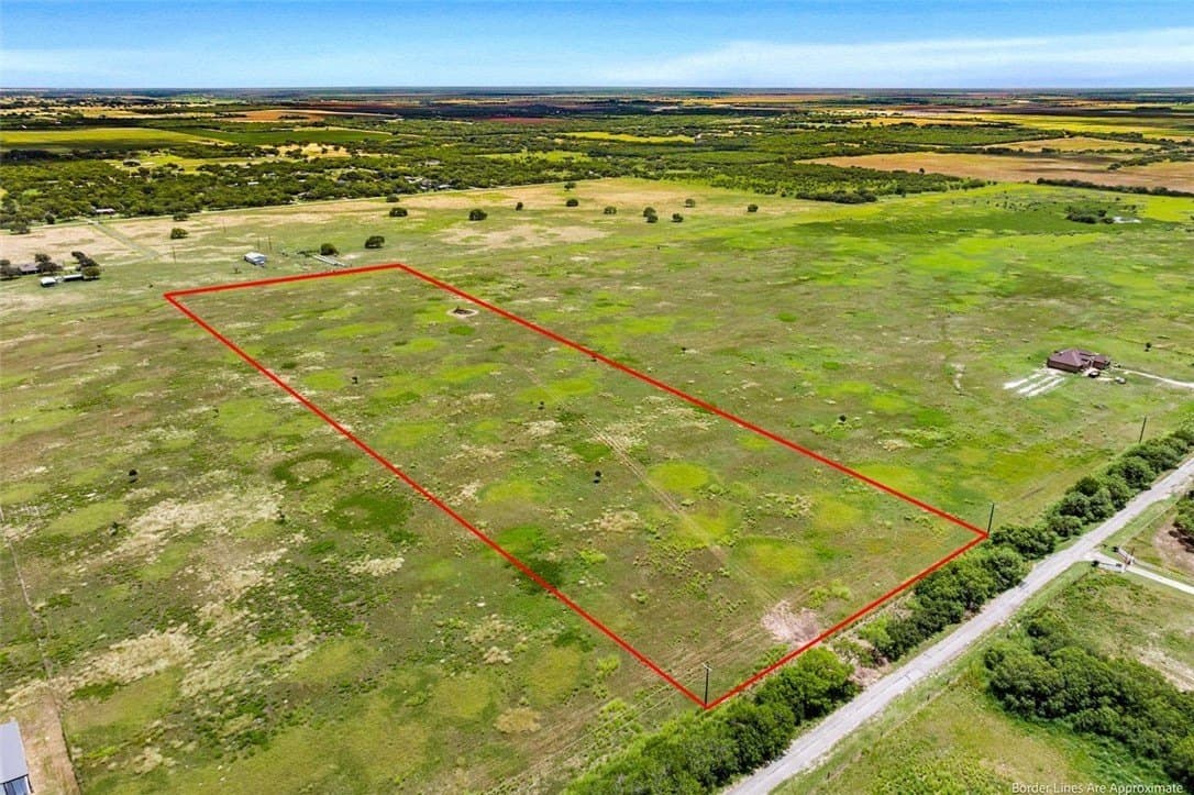 10 acres in Kleberg County - photo 5