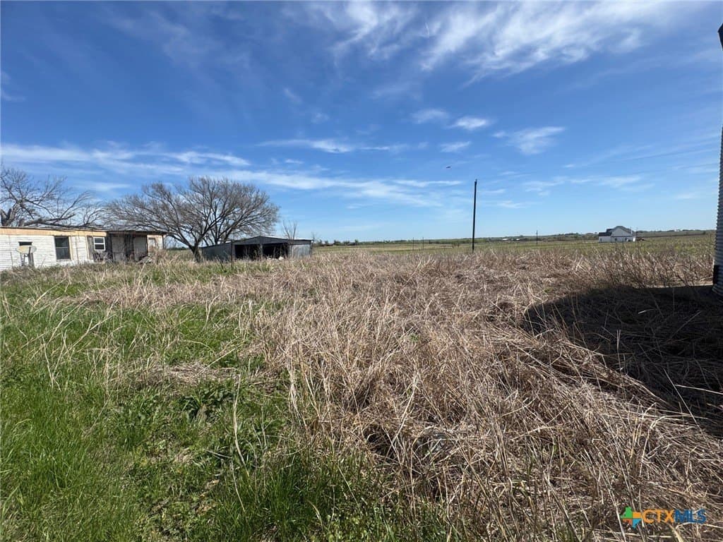 0.44 acres in Milam County - photo 5