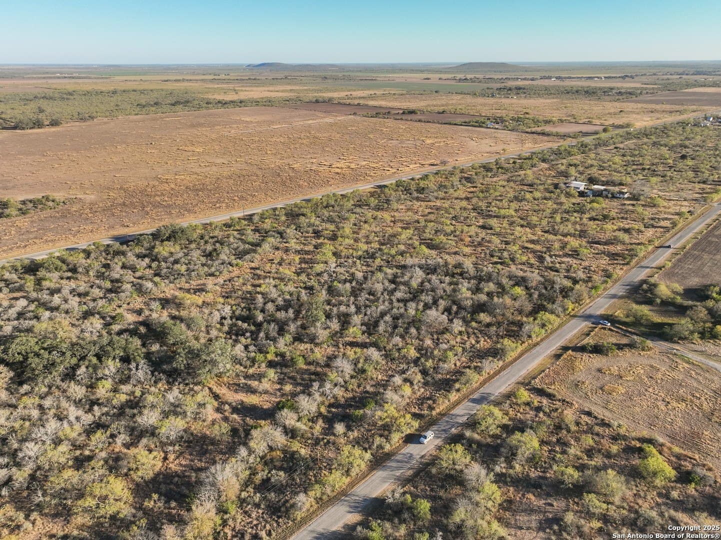 17.62 acres in Uvalde County - photo 7