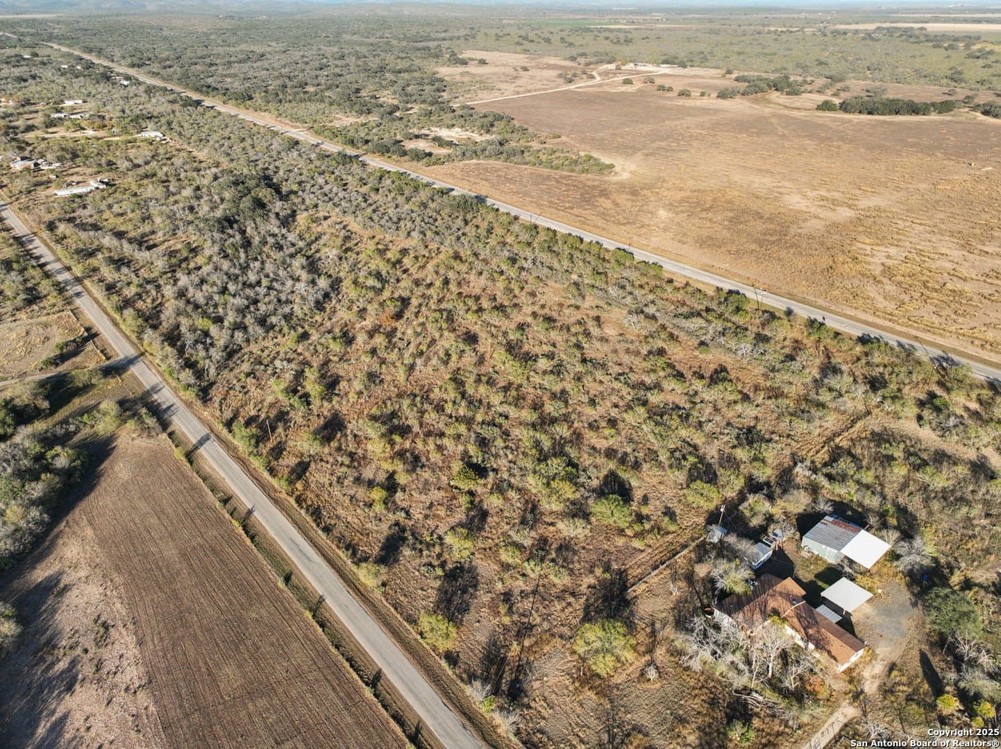 17.62 acres in Uvalde County - photo 6