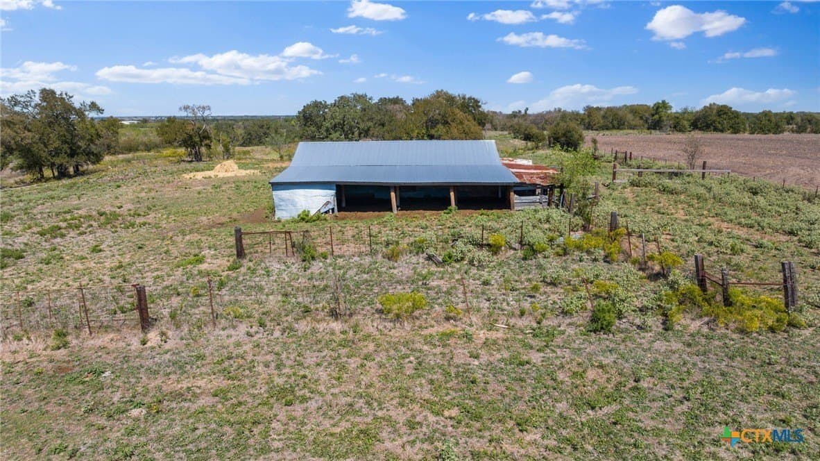 15.28 acres in Milam County - photo 5