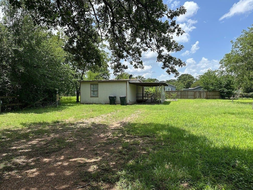 0.2 acres in Lee County - photo 2