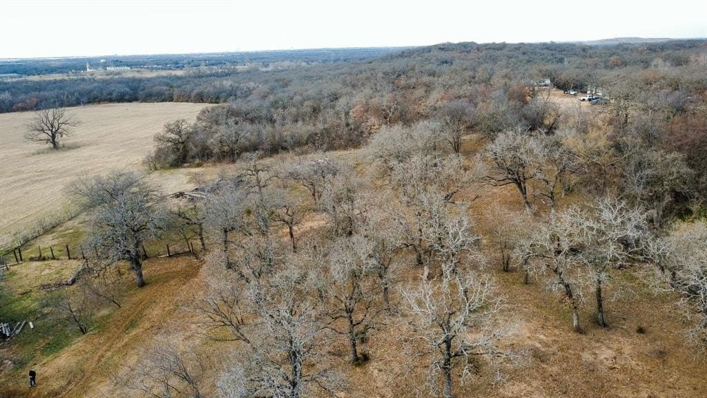 4.24 acres in Tarrant County - photo 4