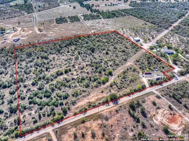 20.38 acres in Guadalupe County - photo 5