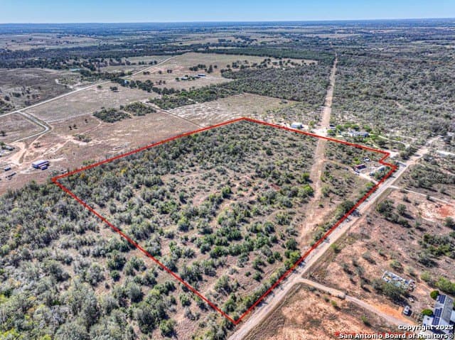 20.38 acres in Guadalupe County - photo 4