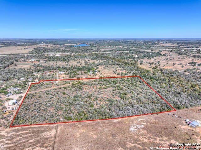 20.38 acres in Guadalupe County - photo 2