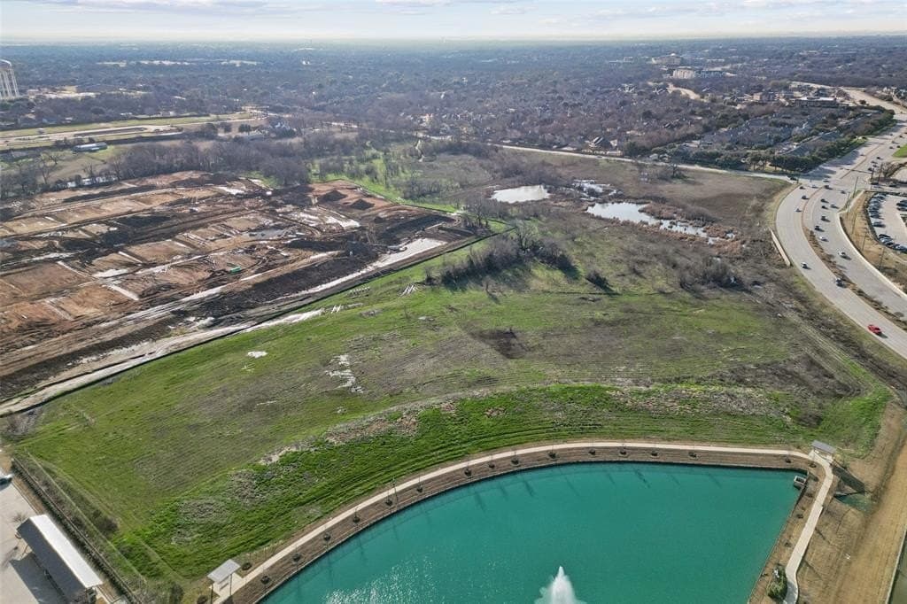 28.05 acres in Denton County - photo 9