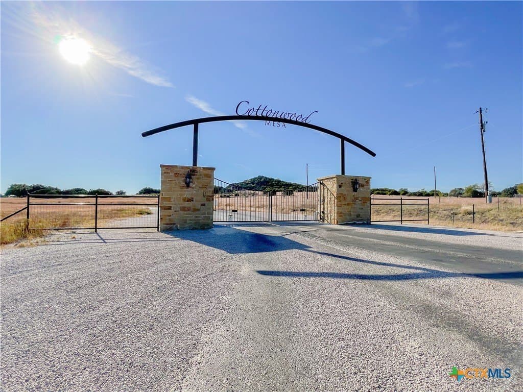 5.01 acres in Lampasas County - photo 14