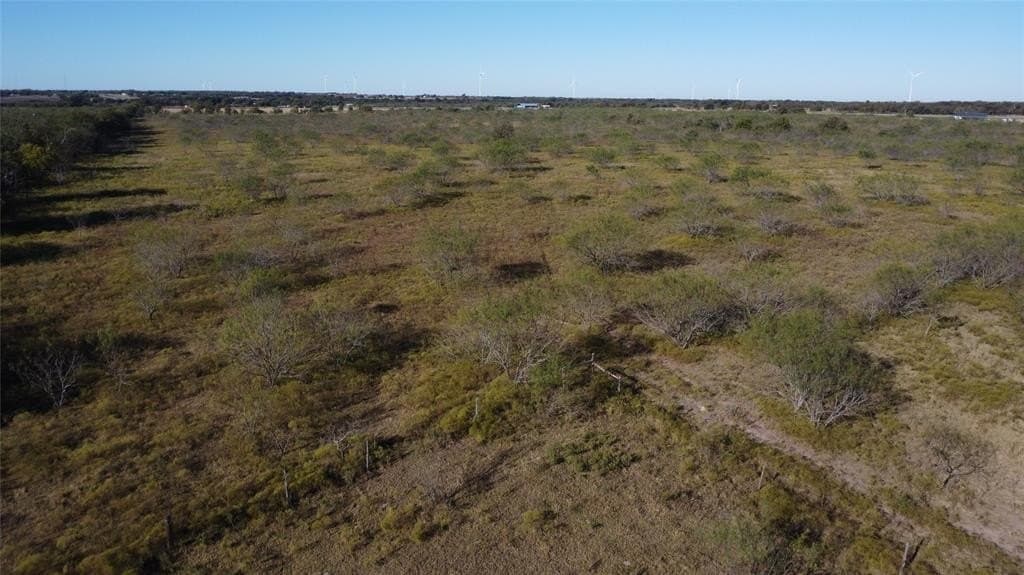 111.96 acres in Hill County - photo 23
