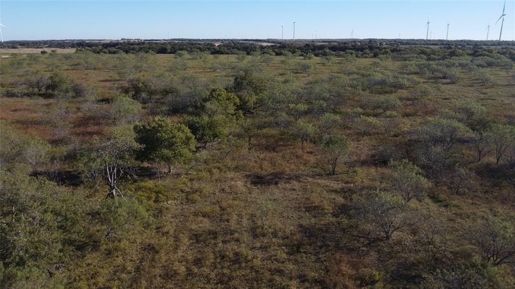 111.96 acres in Hill County - photo 10