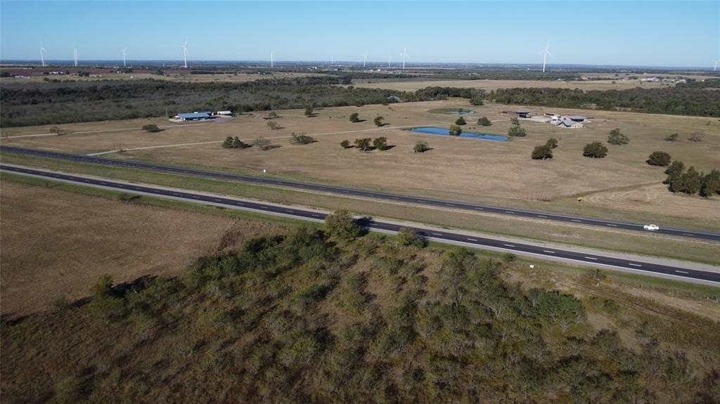 111.96 acres in Hill County - photo 5