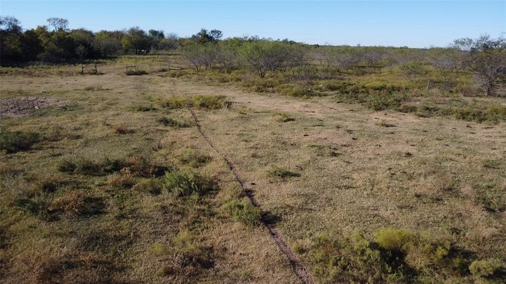 111.96 acres in Hill County - photo 21