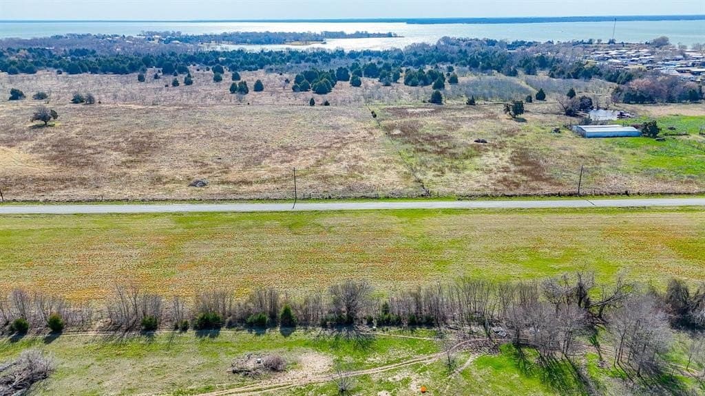 1.11 acres in Navarro County - photo 17
