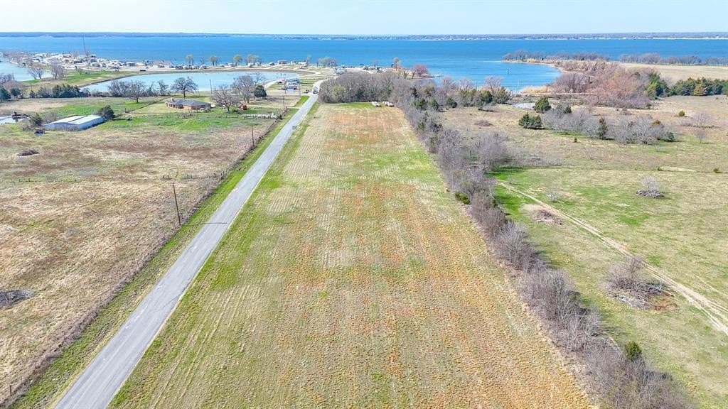1.11 acres in Navarro County - photo 11