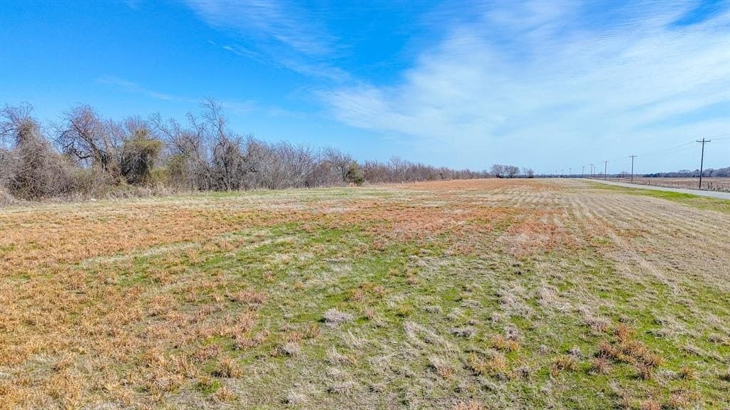 1.11 acres in Navarro County - photo 20