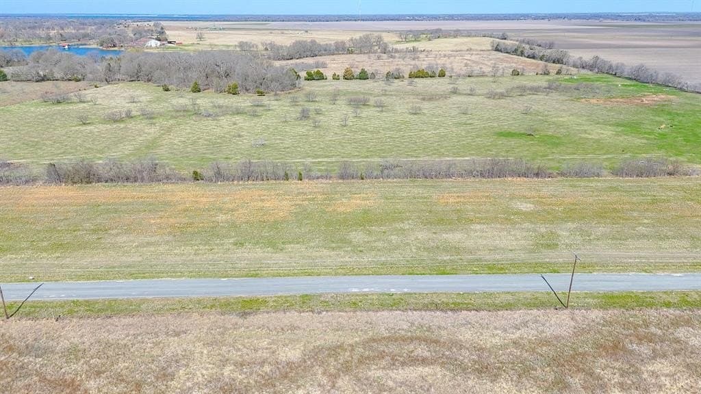 1.11 acres in Navarro County - photo 7