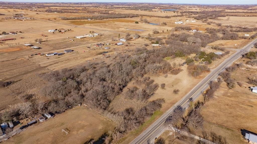 2 acres in Erath County - photo 6